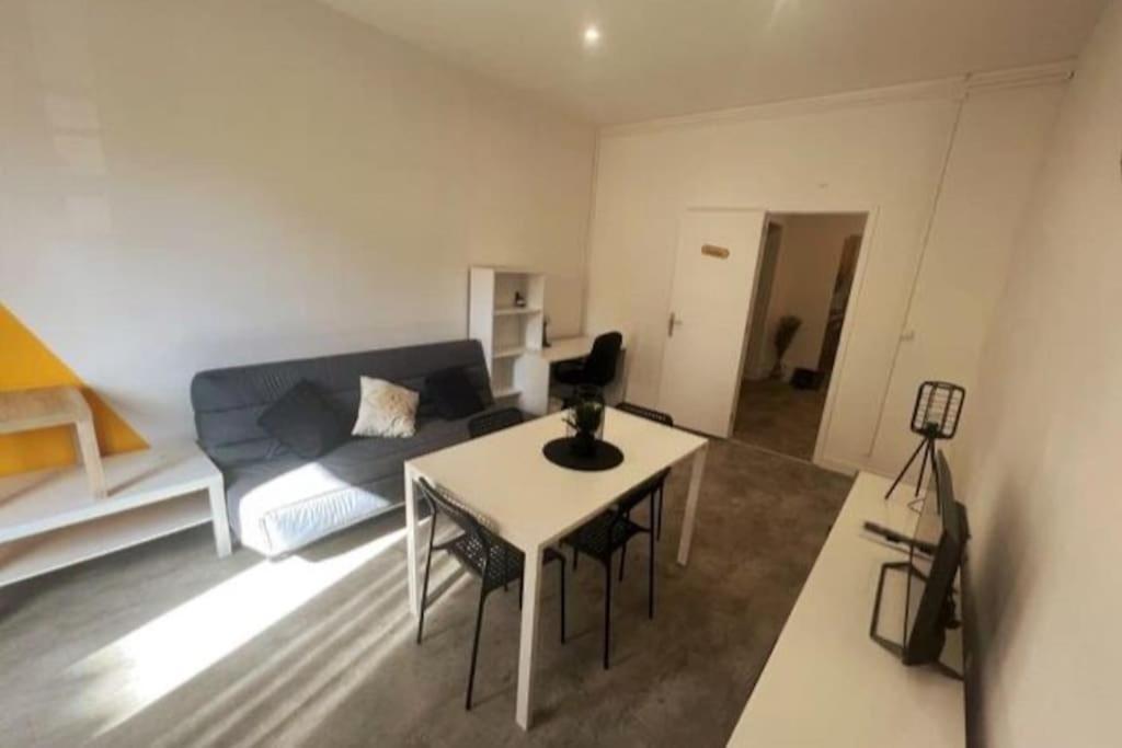 Apartament Label Etape - 2Min Gare - Wifi - Terrasse Marsylia Zewnętrze zdjęcie